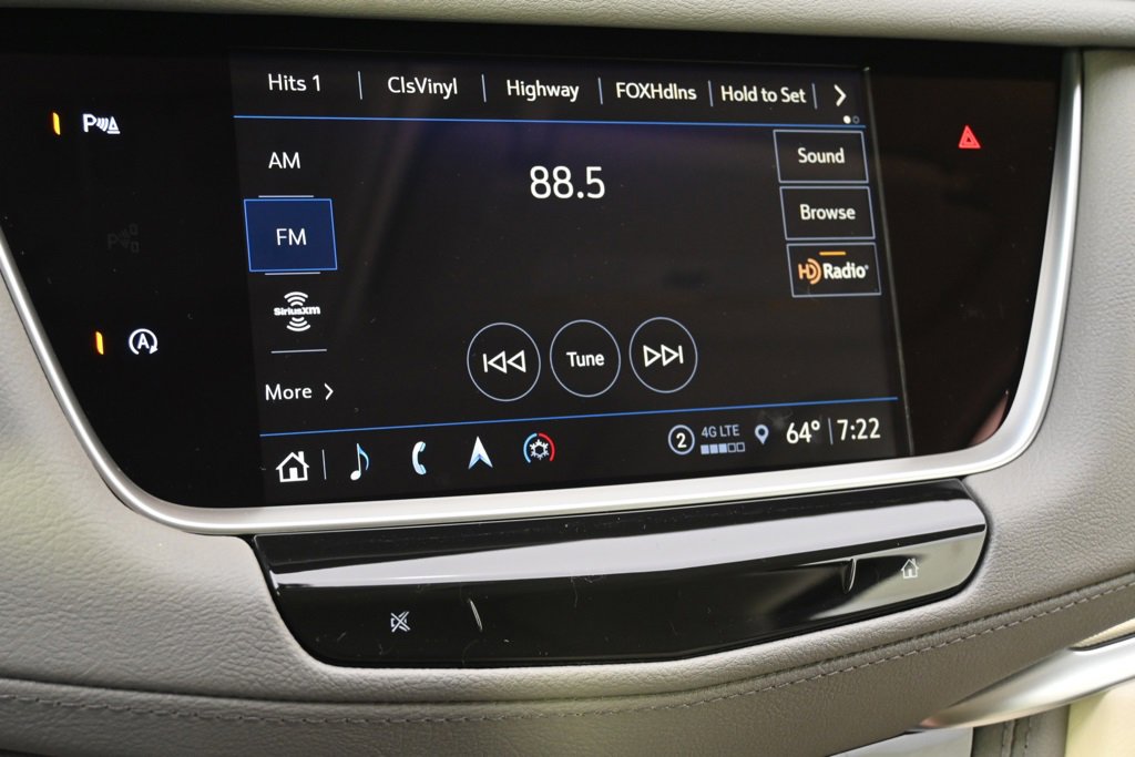 New 2025 Cadillac XT5 Premium Luxury w/ LPO, Floor Liner Package image 26