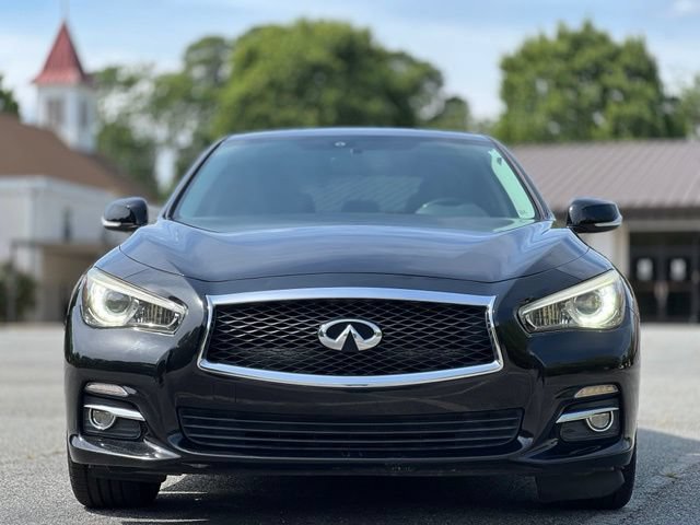 Used 2017 INFINITI Q50 2.0t w/ Moonroof Package RWD image 2