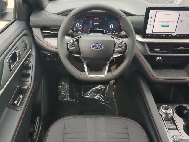 New 2026 Ford Explorer ST-Line w/ ST-Line Street Pack RWD image 16