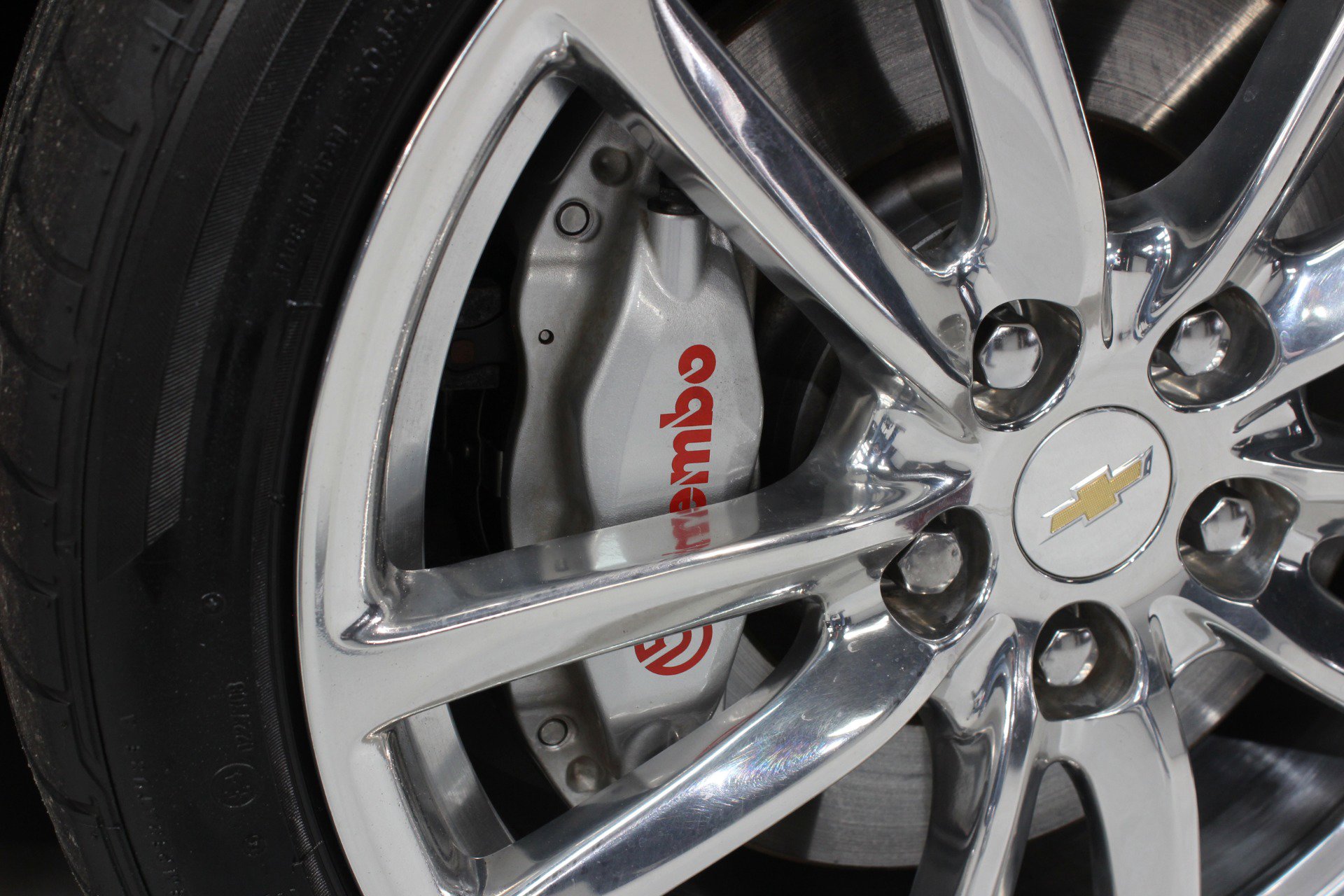Used 2014 Chevrolet SS RWD image 22