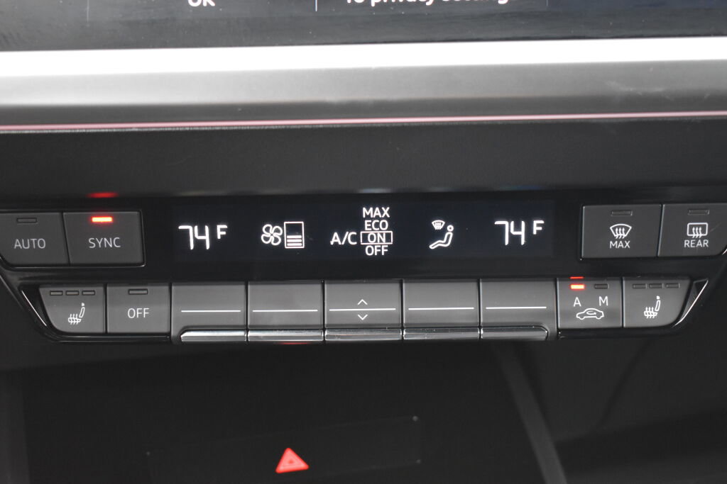 Used 2022 Audi Q4 e-tron Prestige image 21