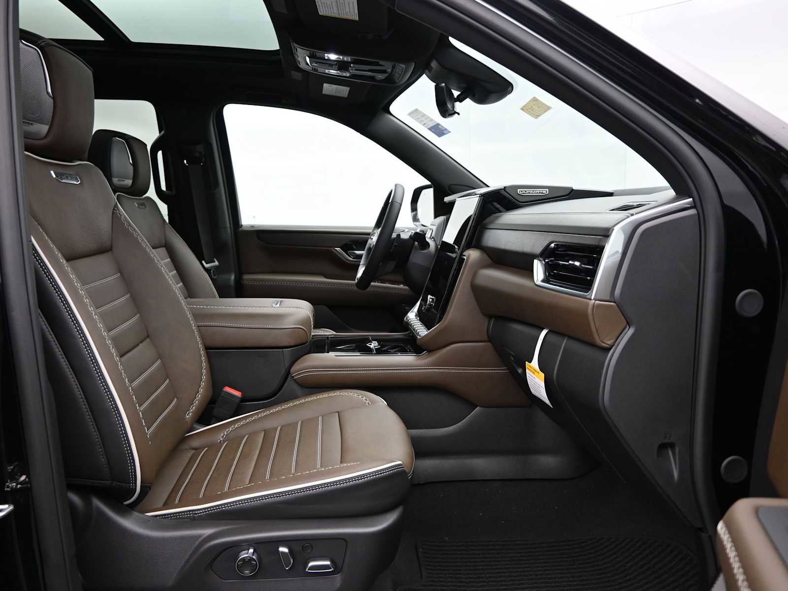 New 2026 GMC Yukon Denali Ultimate image 11