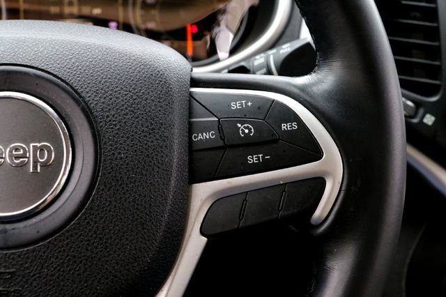 Used 2016 Jeep Cherokee Latitude w/ Comfort/Convenience Group FWD image 14