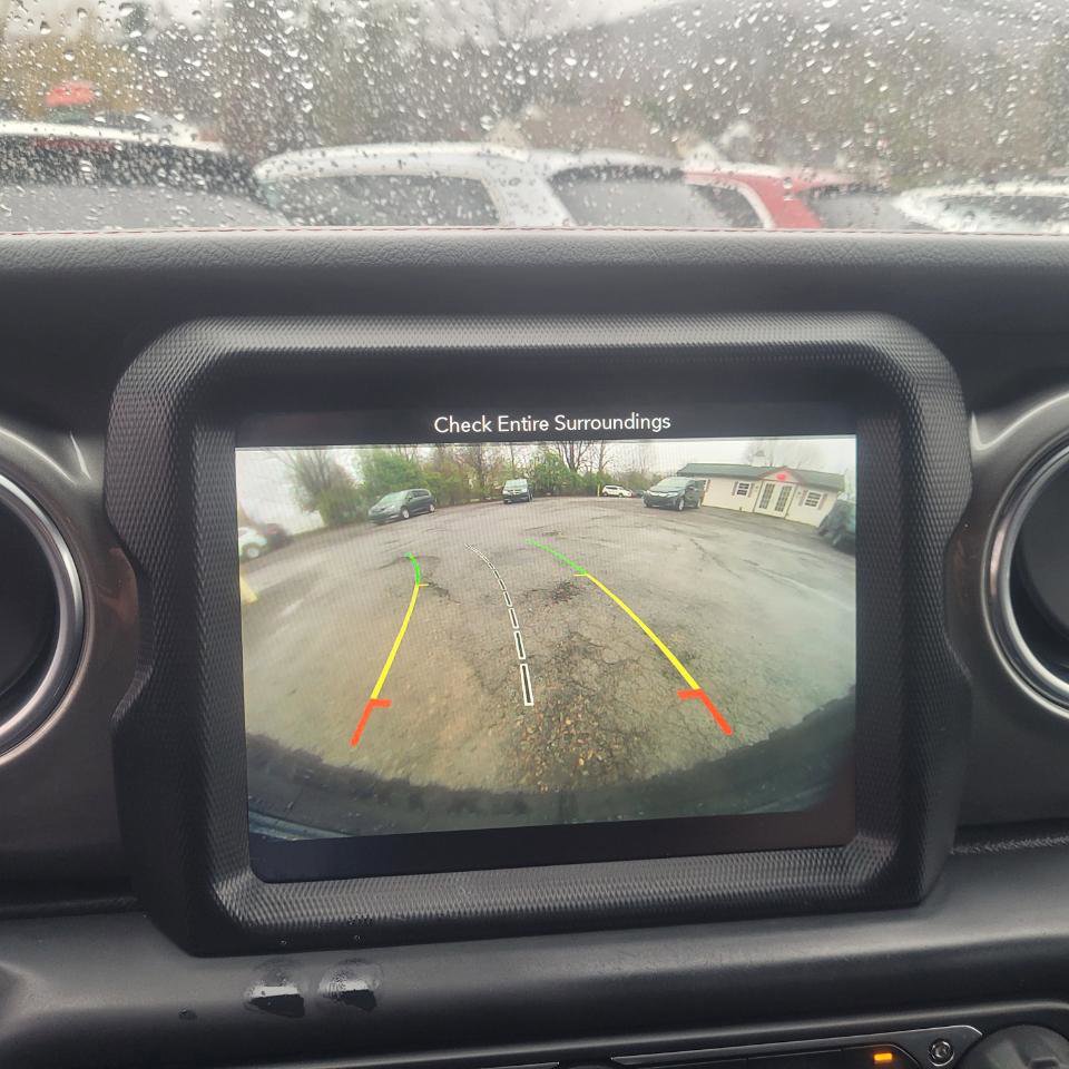 Used 2018 Jeep Wrangler Unlimited Rubicon w/ Dual Top Group image 17