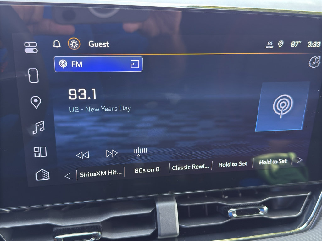 New 2026 Chevrolet Equinox RS w/ Convenience Package III AWD/4WD image 25