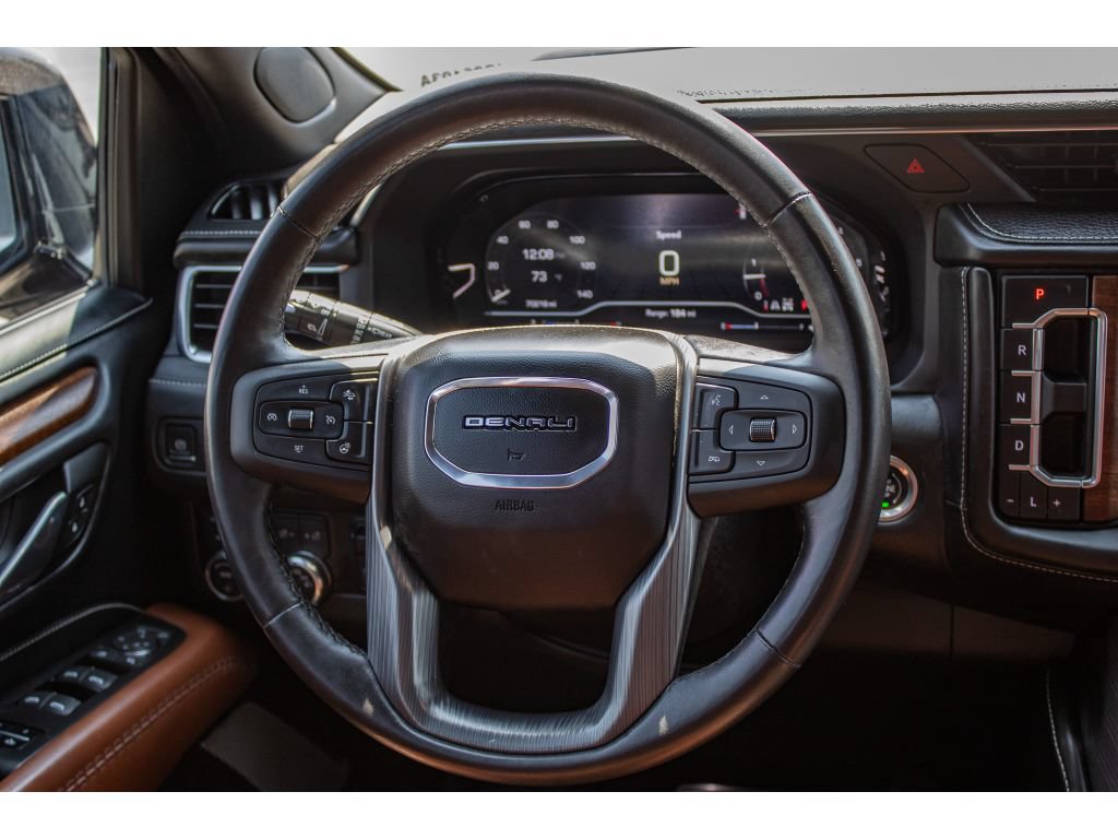 Used 2023 GMC Yukon Denali Ultimate AWD/4WD image 35
