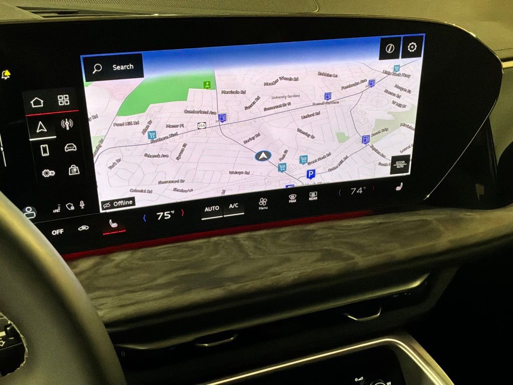 Certified 2025 Audi Q5 Premium w/ Convenience Package image 3