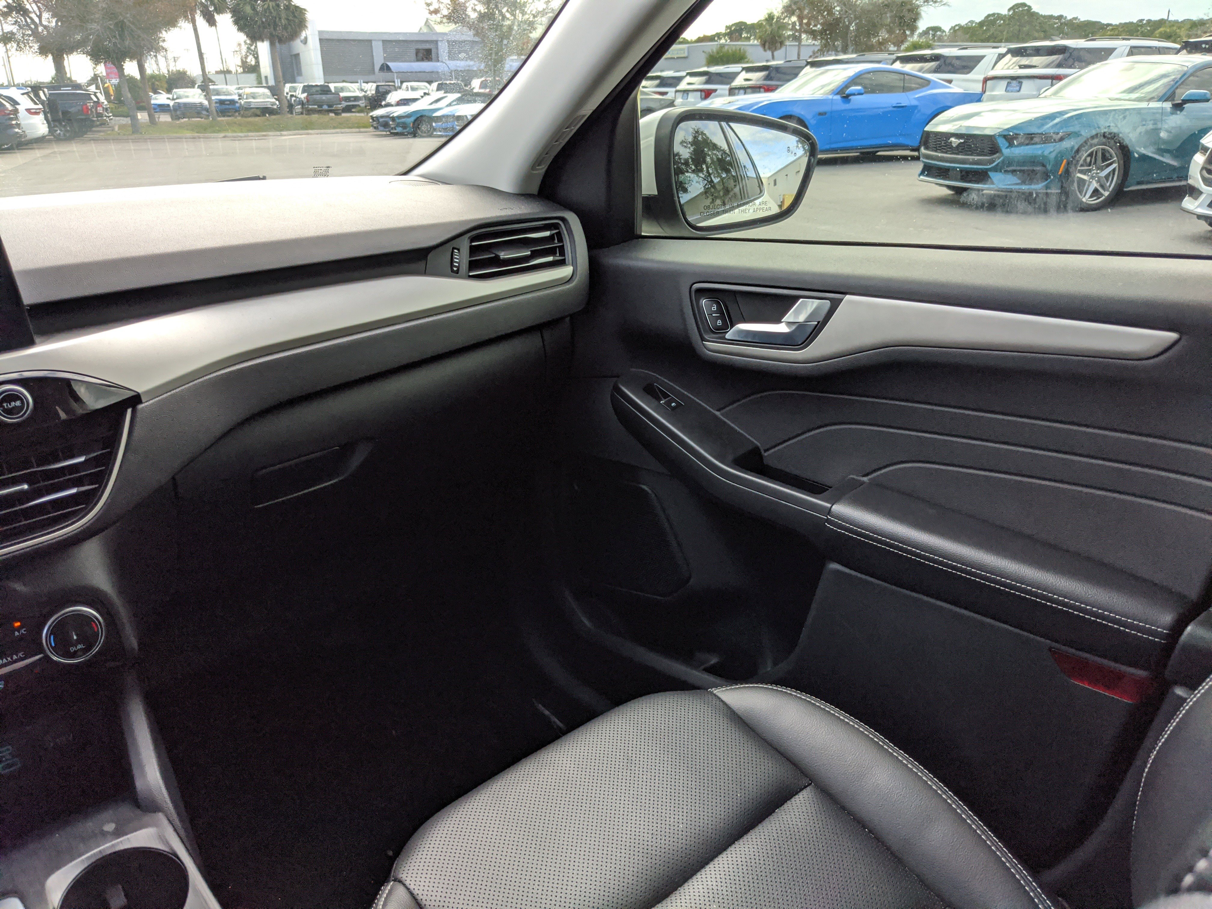 Certified 2022 Ford Escape SEL image 17