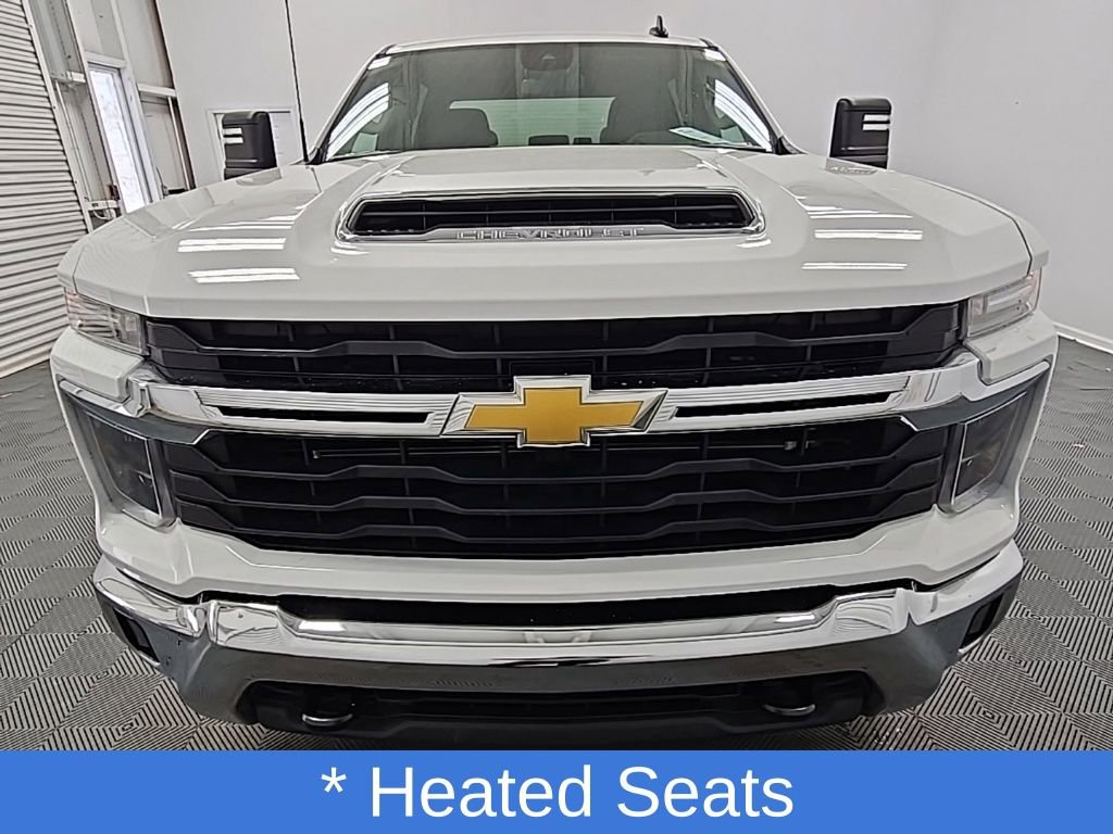 Used 2025 Chevrolet Silverado 2500 LT w/ Convenience Package image 5