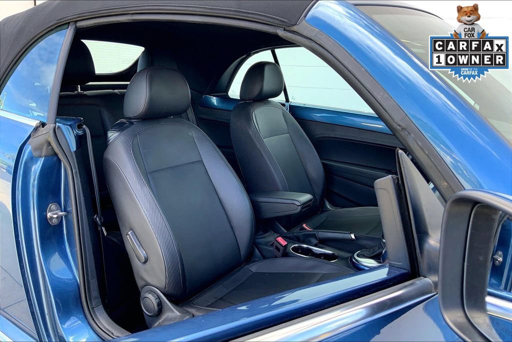 Used 2019 Volkswagen Beetle 2.0T SE FWD image 7