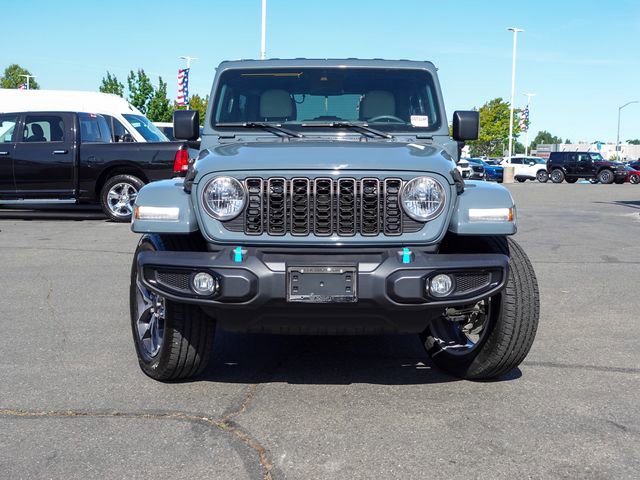 Used 2024 Jeep Wrangler Unlimited image 2