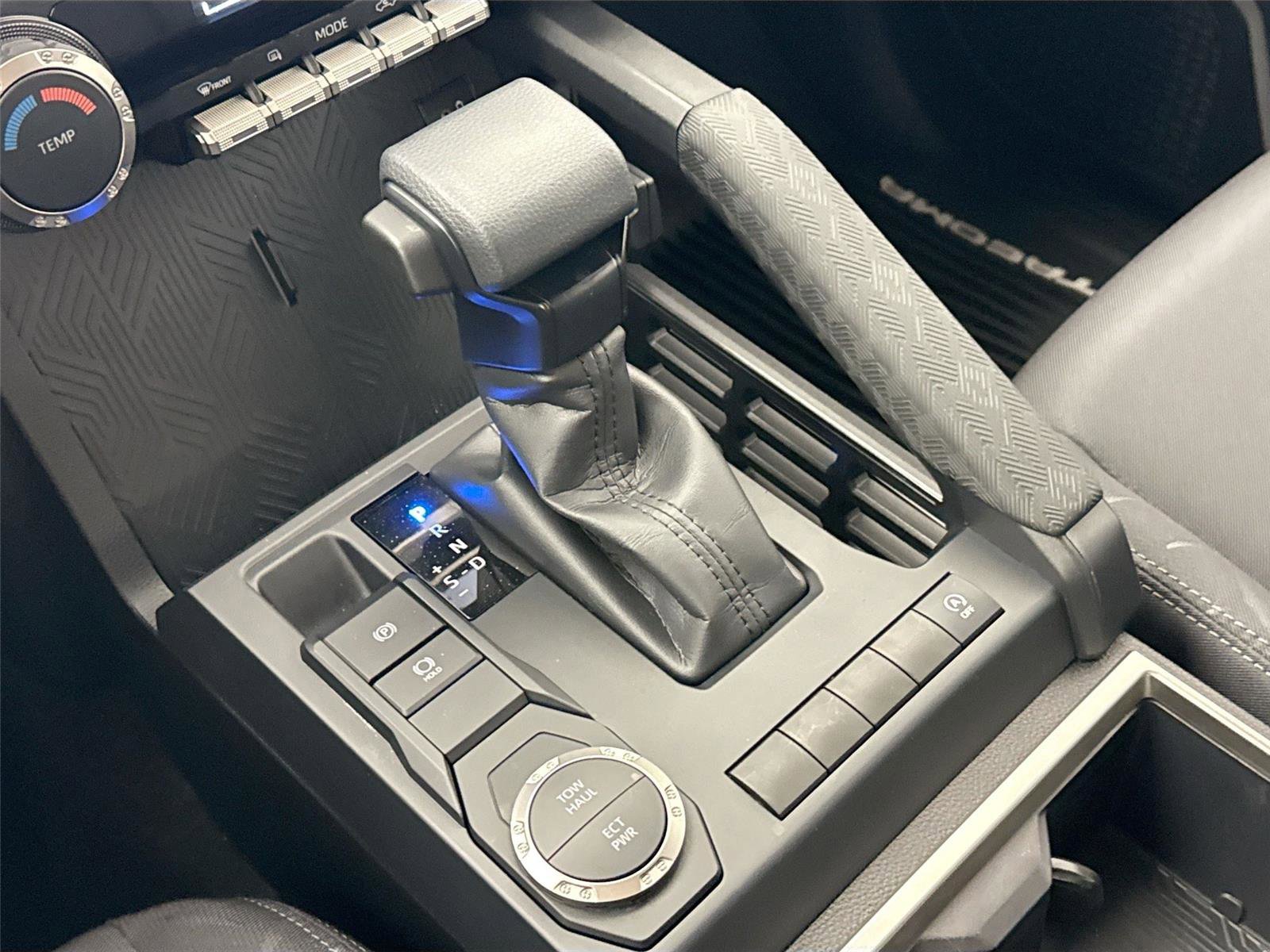 Certified 2025 Toyota Tacoma SR5 image 24