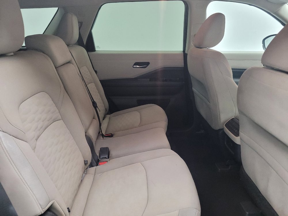 Used 2022 Nissan Pathfinder SV w/ Cargo Package FWD image 19