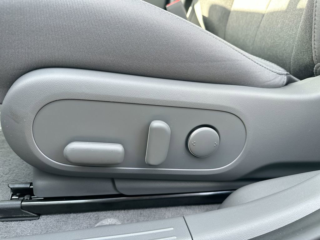 New 2024 Hyundai Ioniq 5 SEL image 32