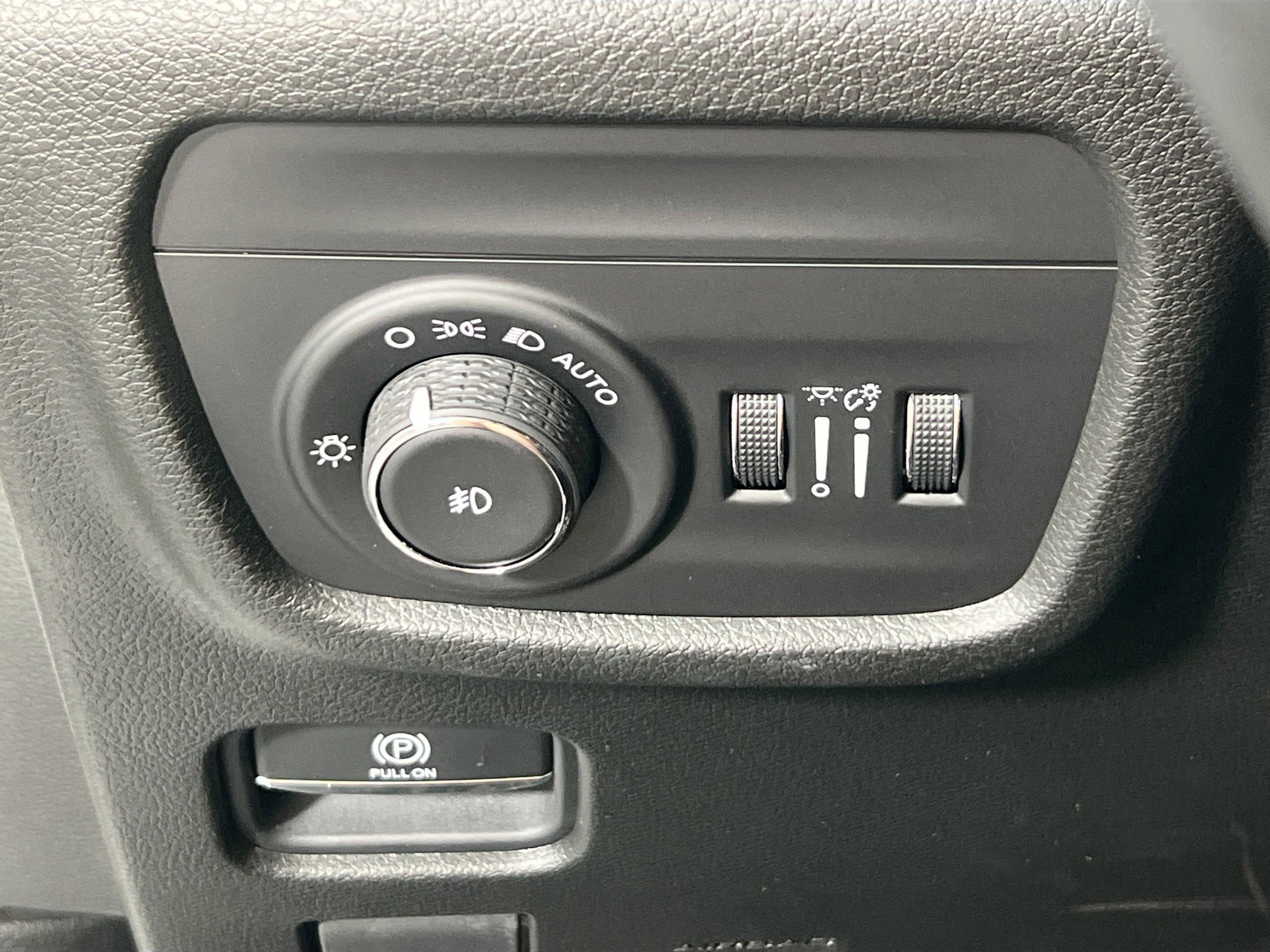 Used 2021 Jeep Grand Cherokee L Limited image 10