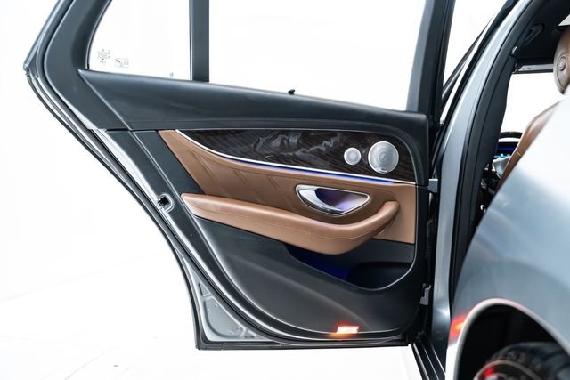 Used 2018 Mercedes-Benz E 63 AMG S image 25