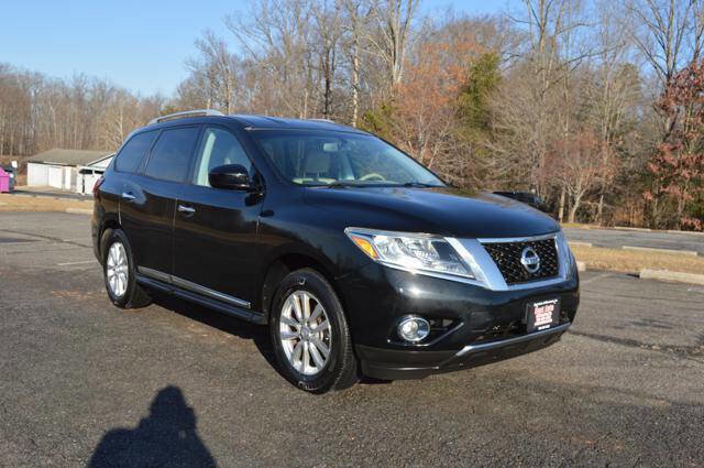 Used 2014 Nissan Pathfinder SL w/ SL Tech Package image 3