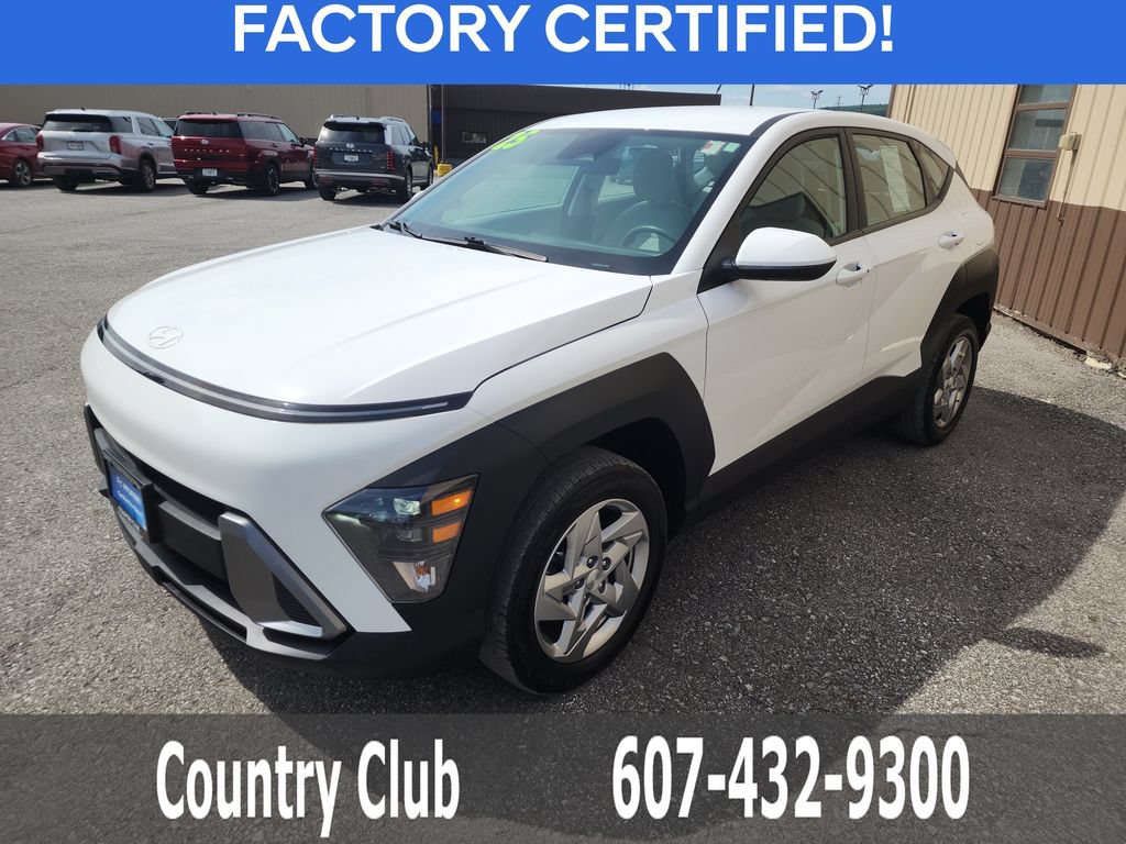 Certified 2025 Hyundai Kona SE AWD/4WD image 4