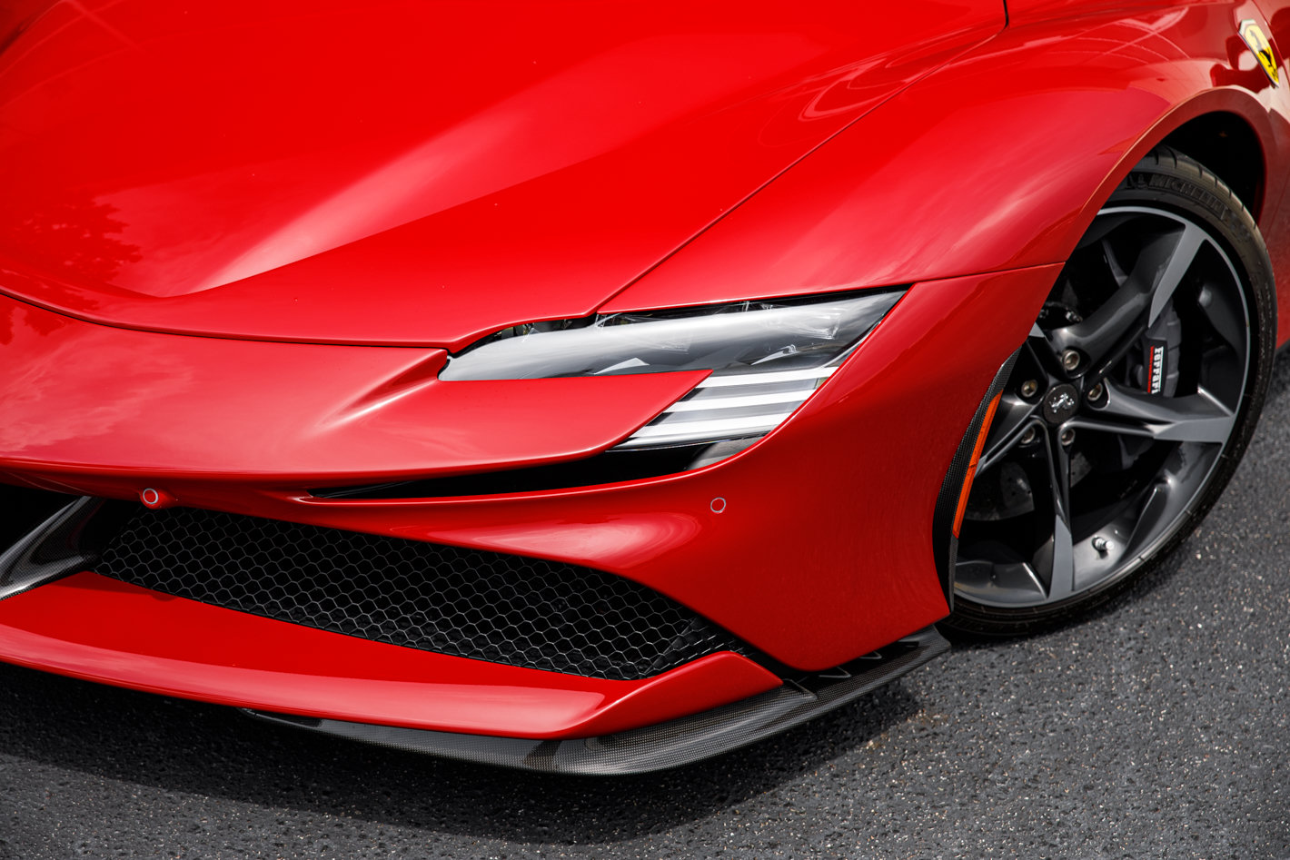 Used 2021 Ferrari SF90 Stradale AWD/4WD image 3