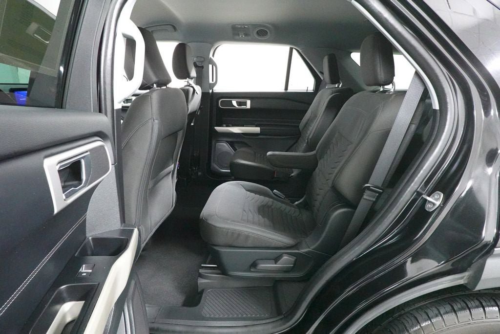 Used 2021 Ford Explorer XLT AWD/4WD image 22