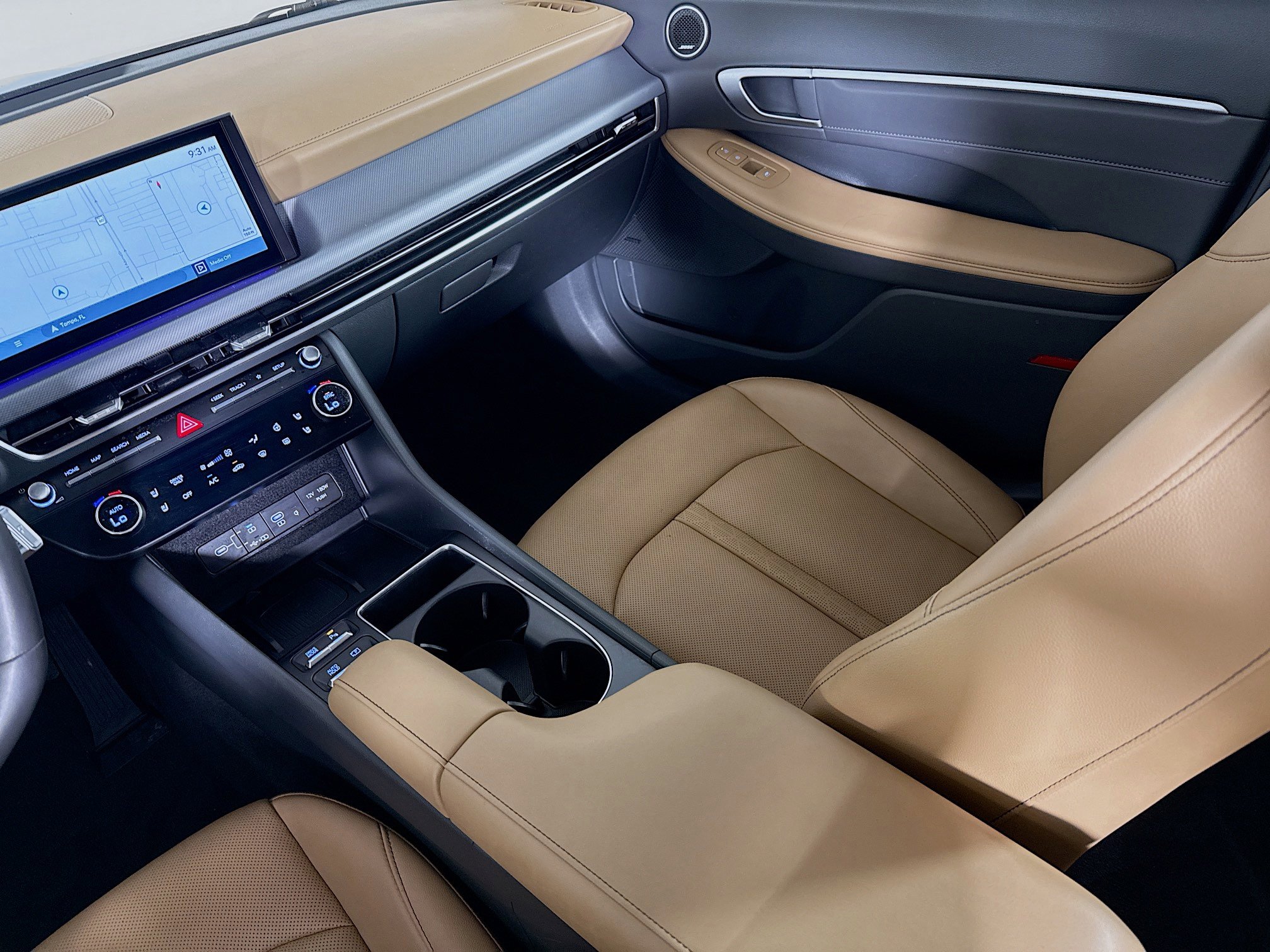 Used 2025 Hyundai Sonata Limited FWD image 29