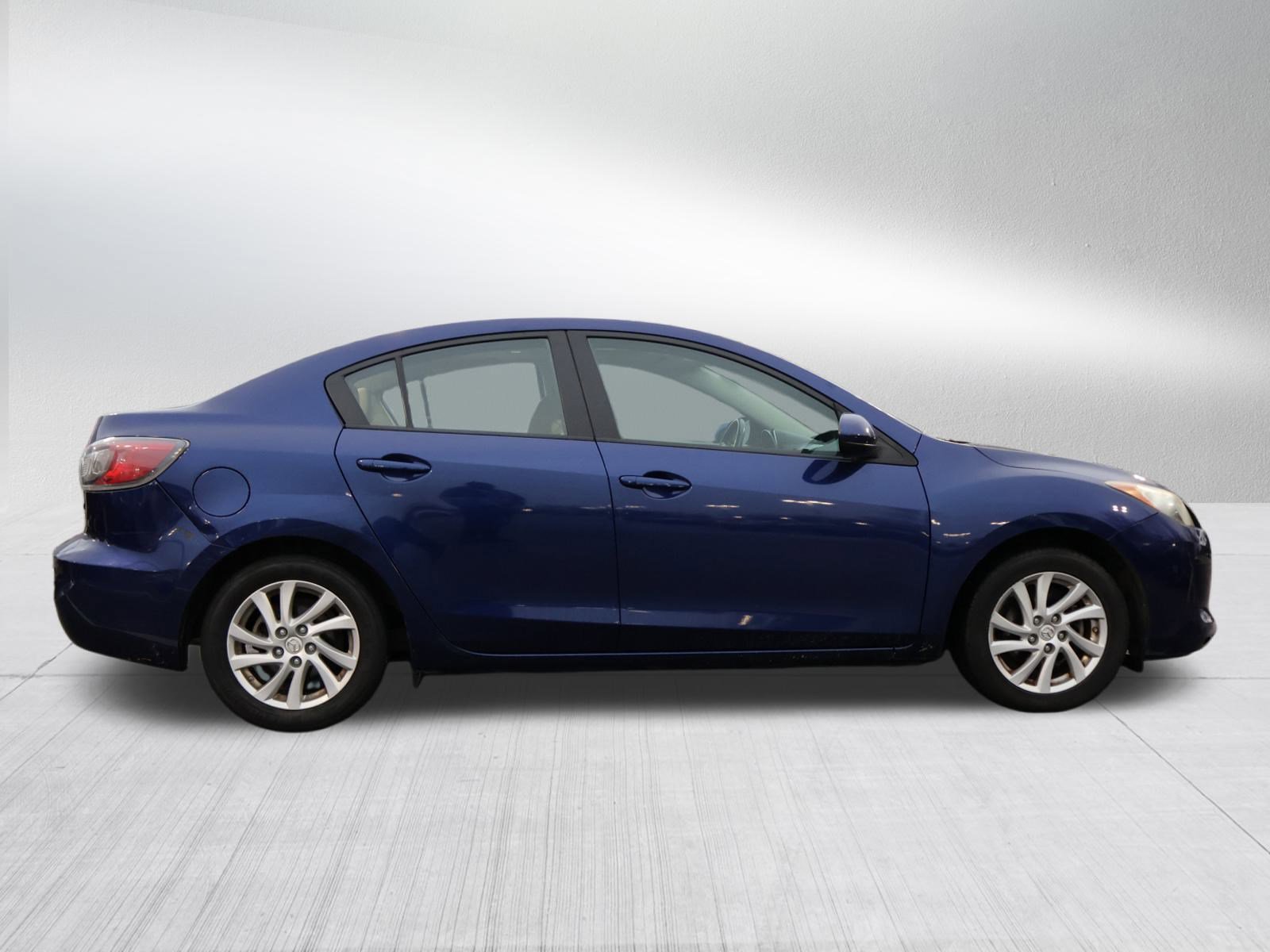 Used 2012 MAZDA MAZDA3 i Grand Touring image 8