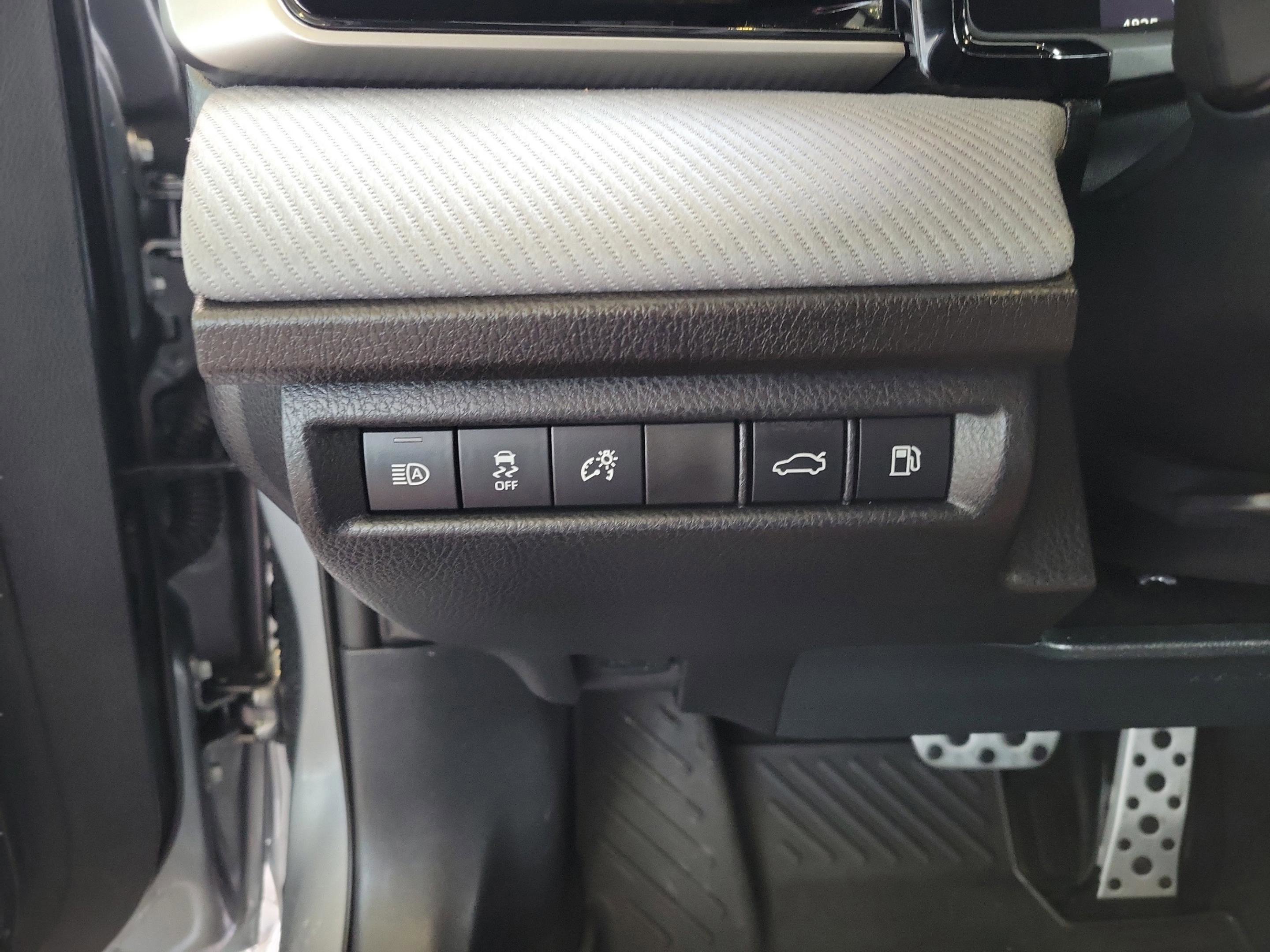 Certified 2026 Toyota Camry SE FWD image 11