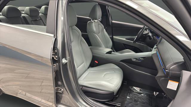 Used 2024 Hyundai Elantra Limited FWD image 24