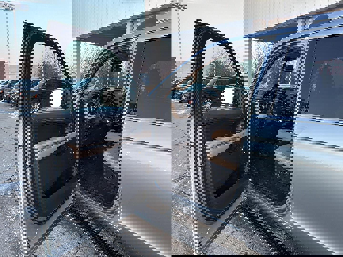 Used 2024 Ford Expedition Max Limited image 10