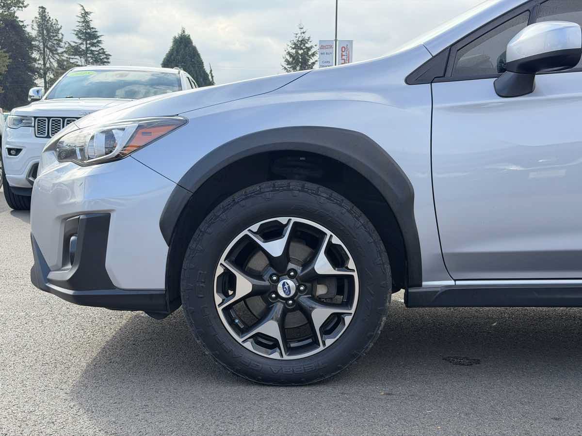 Used 2018 Subaru Crosstrek 2.0i Premium w/ Moonroof Package AWD/4WD image 12