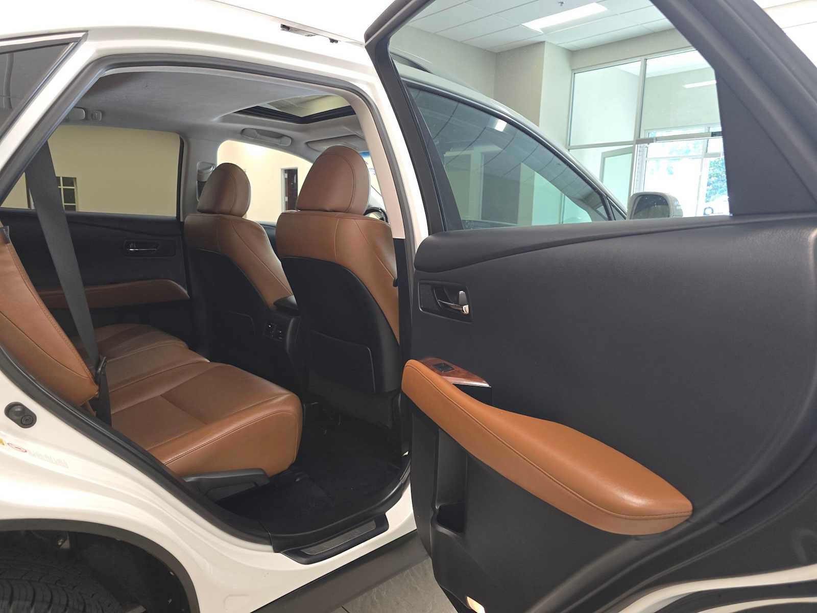 Used 2014 Lexus RX 350 AWD w/ Navigation Package image 28