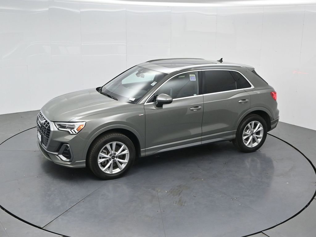 Used 2025 Audi Q3 2.0T Premium AWD/4WD image 56