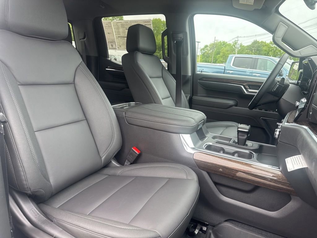 New 2026 GMC Sierra 1500 Elevation w/ Elevation Premium Package AWD/4WD image 11