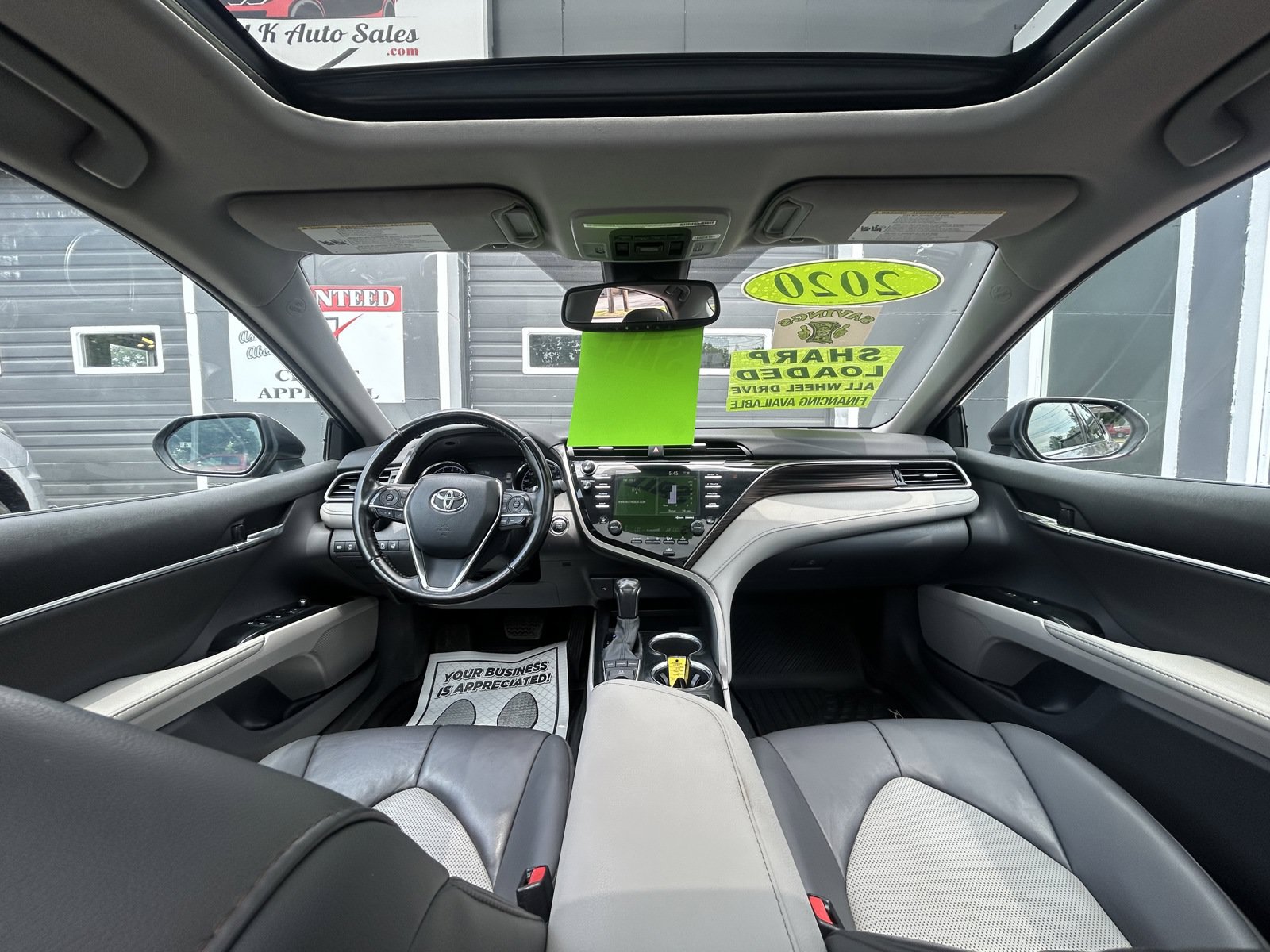 Used 2020 Toyota Camry XLE AWD/4WD image 9