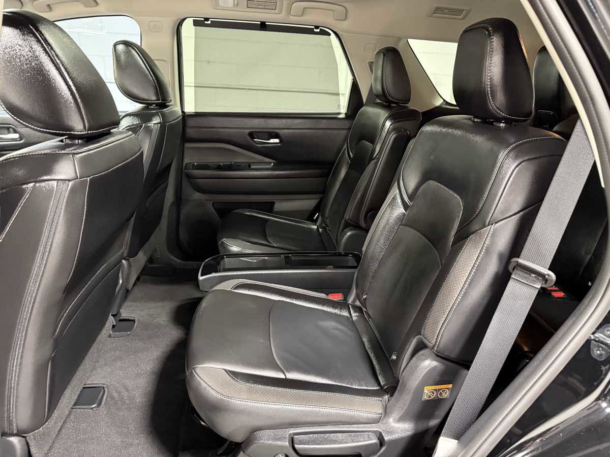 Used 2024 Nissan Pathfinder SL w/ SL Premium Package AWD/4WD image 20