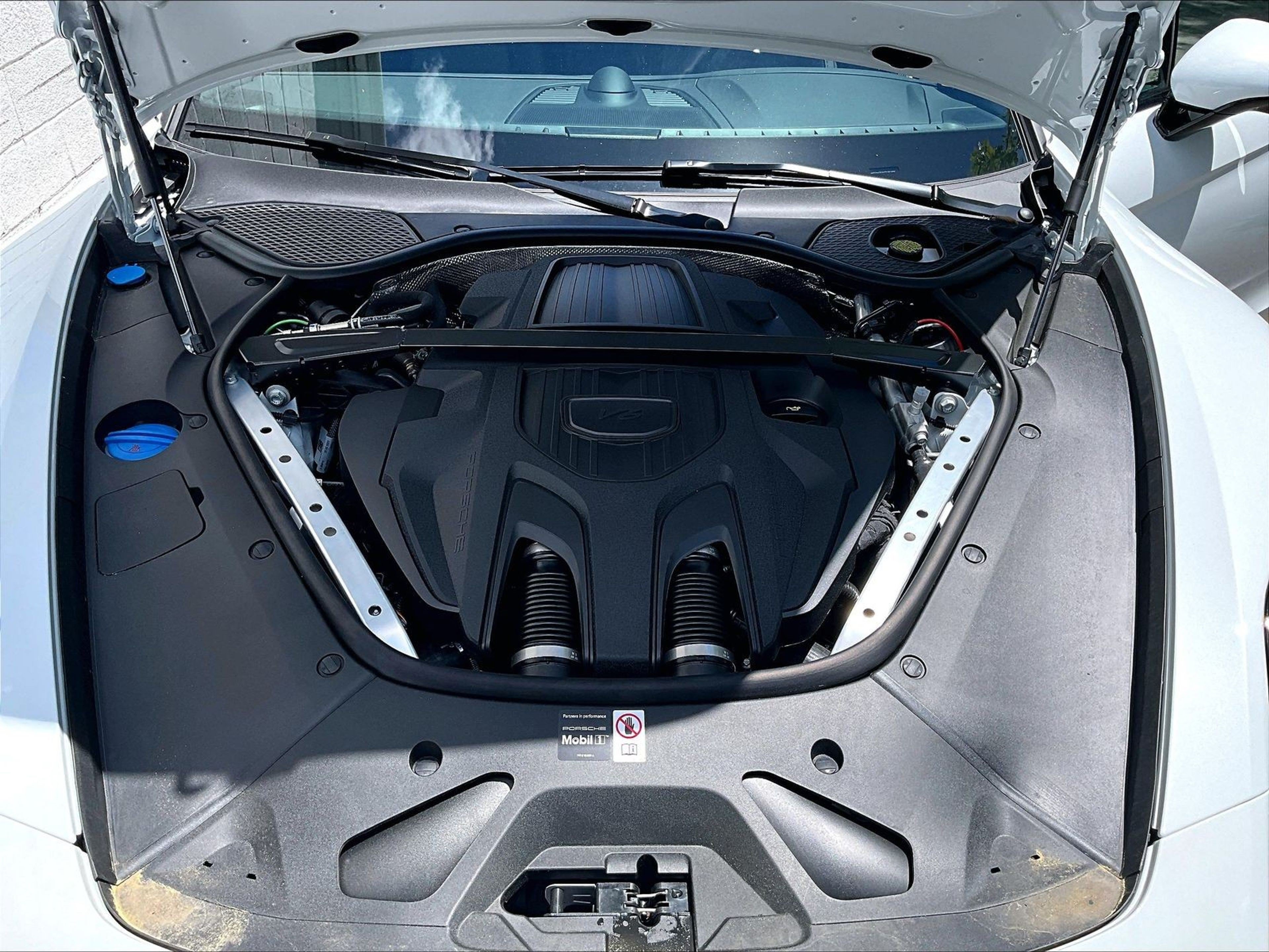 New 2026 Porsche Panamera 4 AWD/4WD image 12