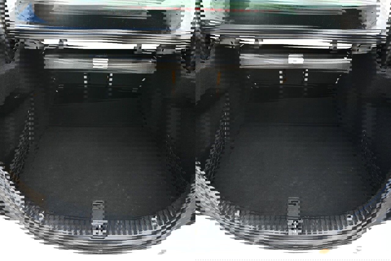 Used 2021 Mercedes-Benz C 300 Sedan w/ Premium Package image 12