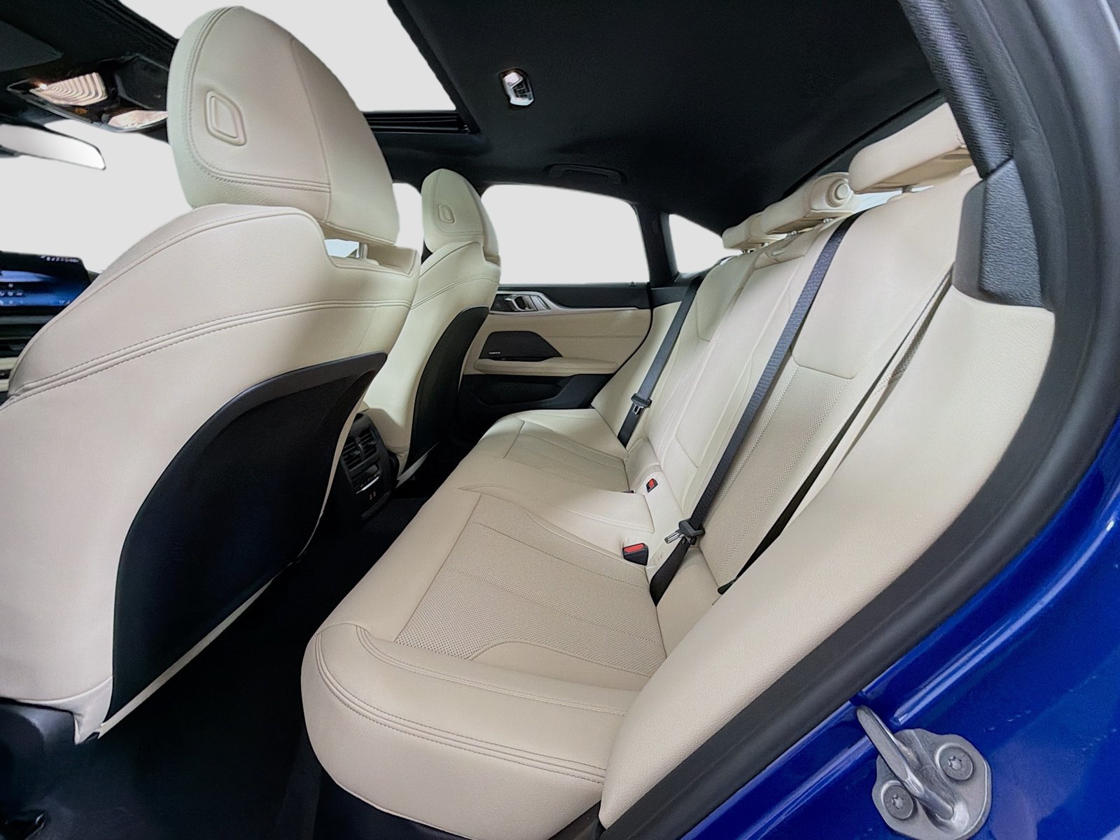 New 2026 BMW 430i xDrive w/ M Sport Package AWD/4WD image 25