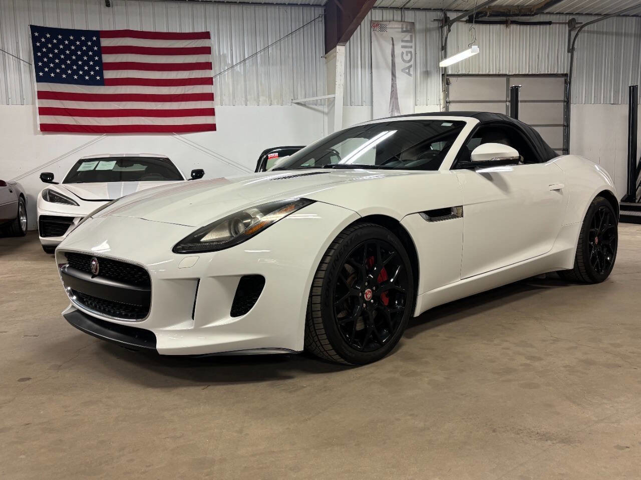 Used 2014 Jaguar F-TYPE Convertible RWD image 1