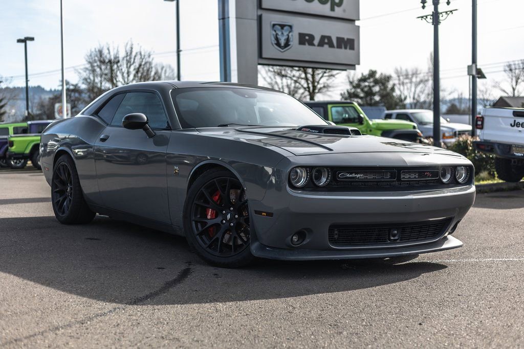 Used 2018 Dodge Challenger R/T Scat Pack image 1