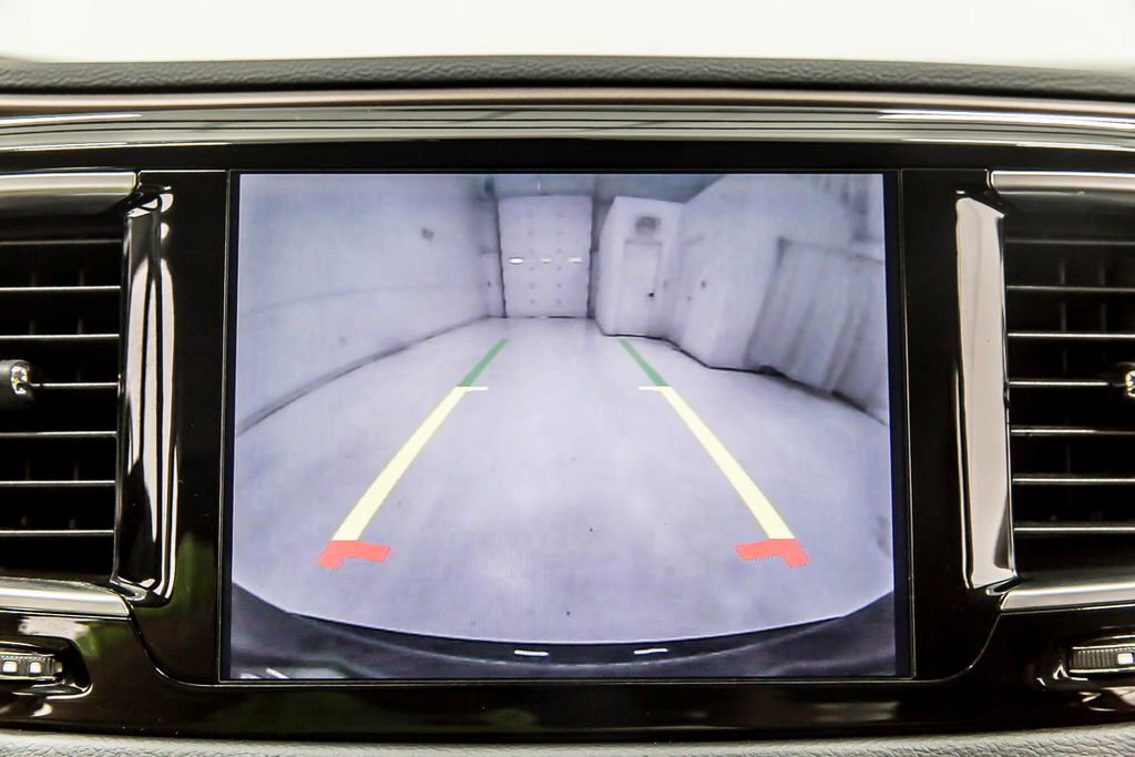 Used 2019 Chrysler Pacifica Touring-L Plus image 14