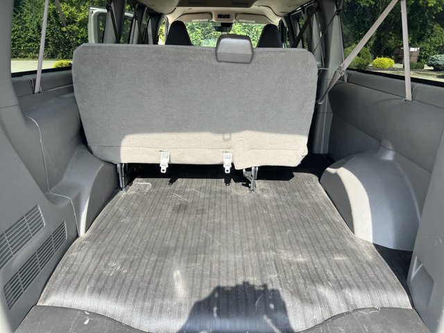 Certified 2024 Chevrolet Express 2500 Extended RWD image 26