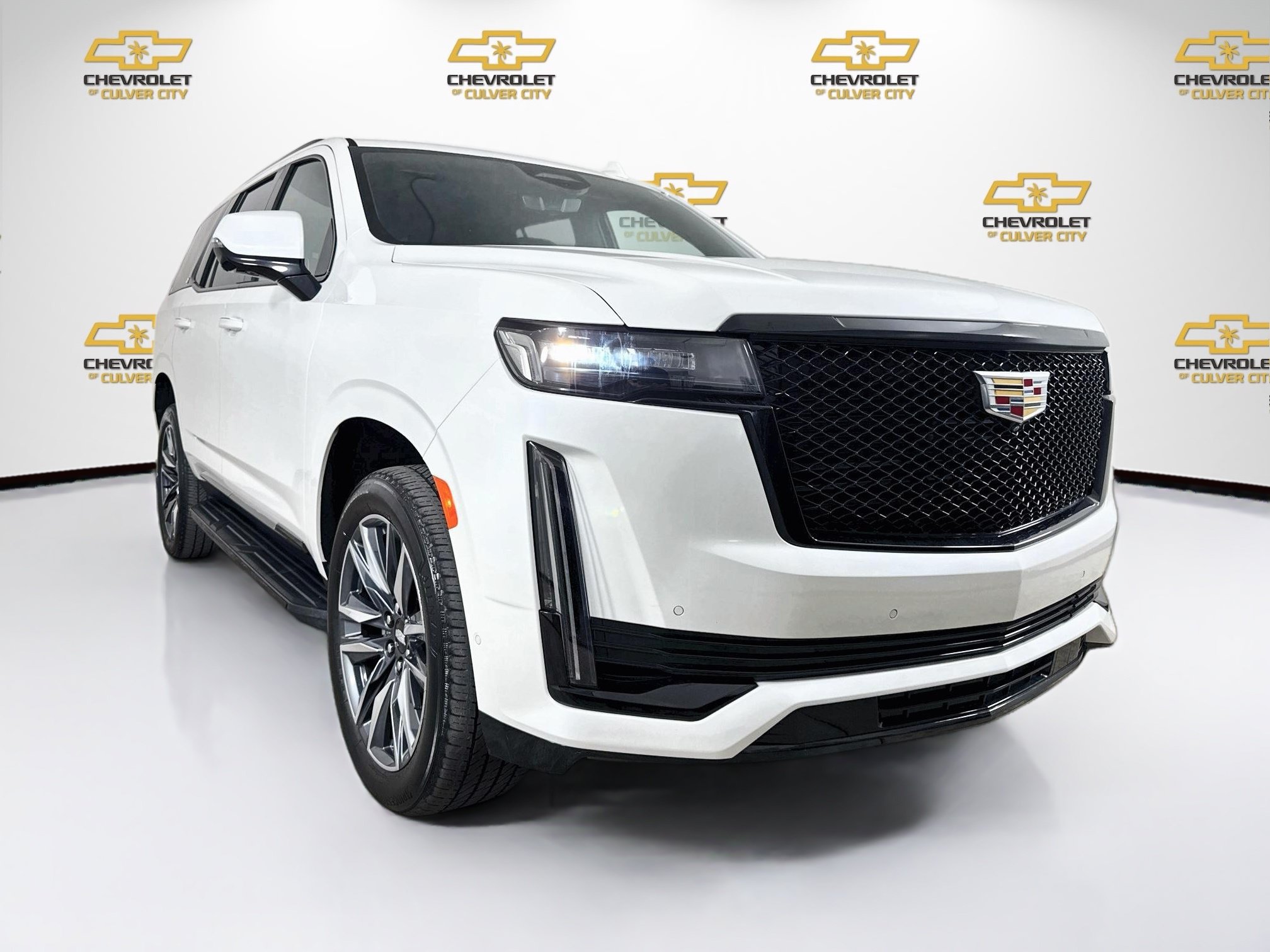 Used 2022 Cadillac Escalade Sport RWD image 1