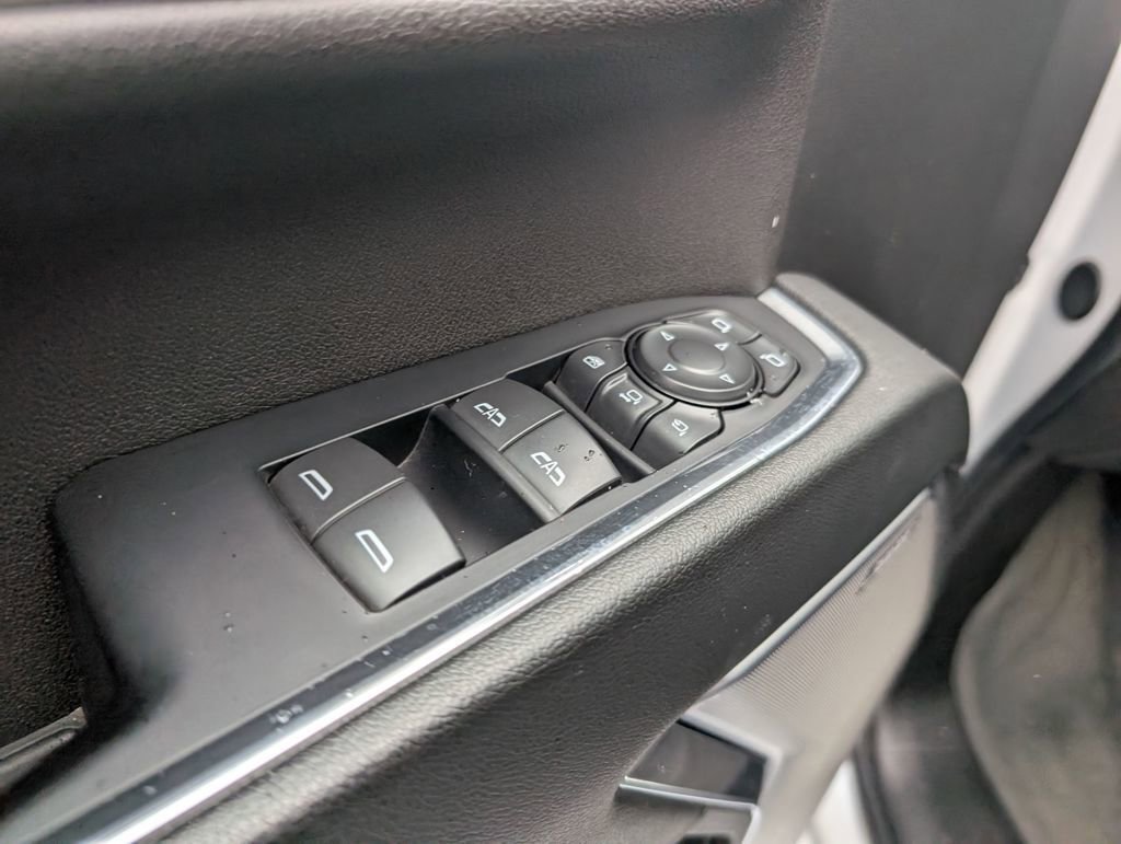 Used 2024 Chevrolet Silverado 3500 High Country w/ High Country Premium Package image 15