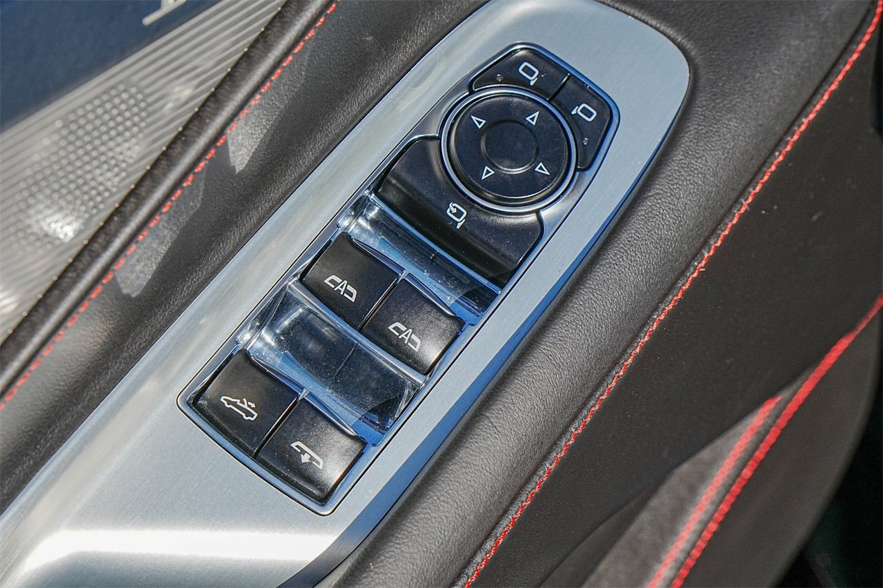 Used 2025 Chevrolet Corvette E-Ray w/ Battery Protection Package image 35