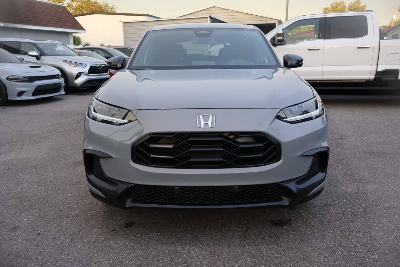 Used 2024 Honda HR-V Sport image 2