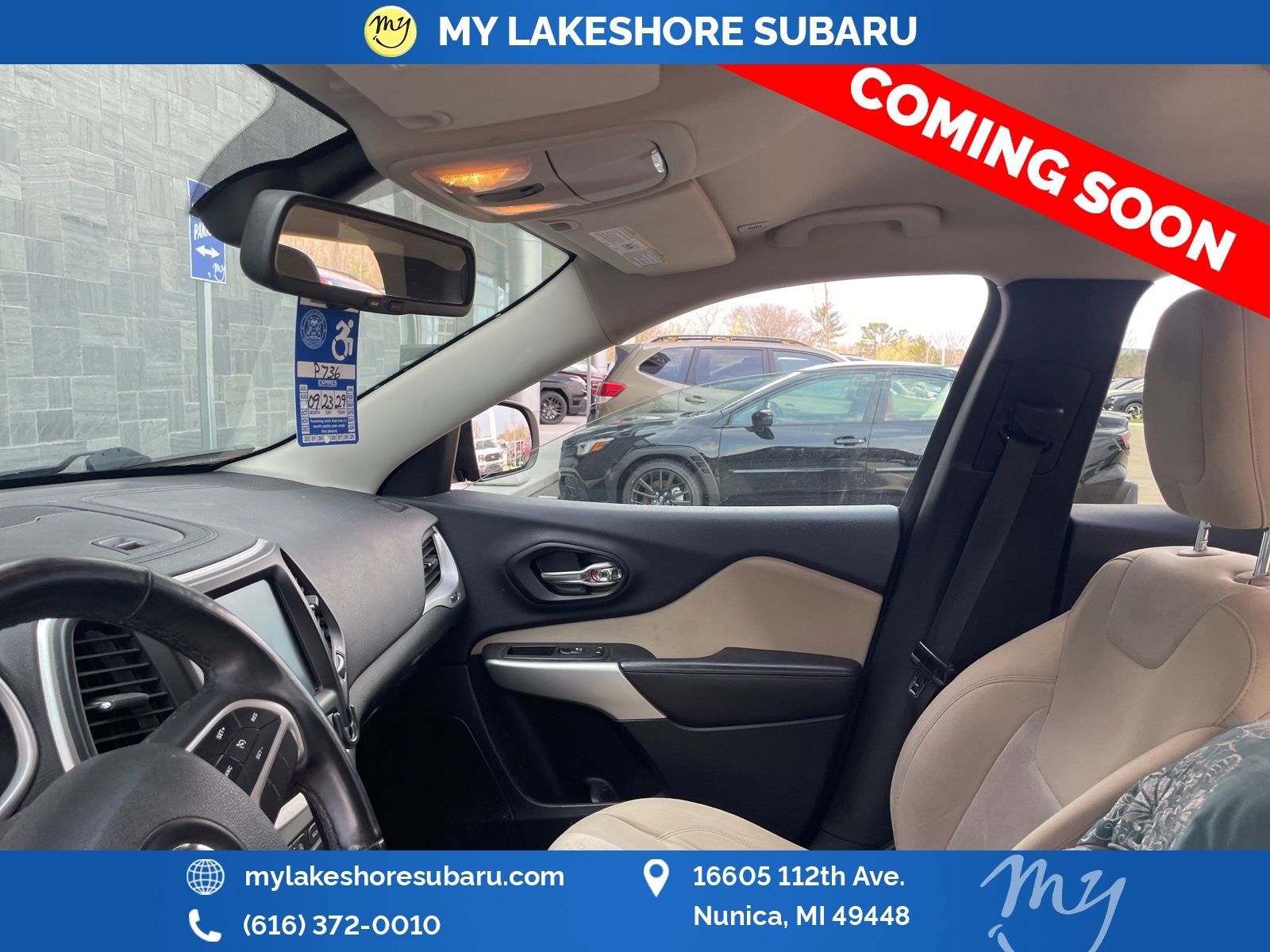 Used 2018 Jeep Cherokee Latitude AWD/4WD image 13