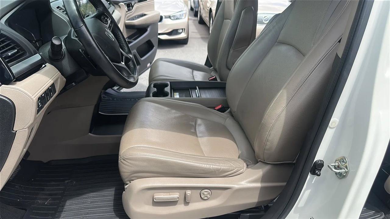 Used 2018 Honda Odyssey Elite image 23
