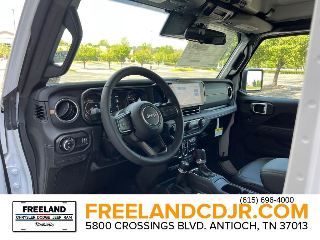 New 2025 Jeep Gladiator Sport image 21