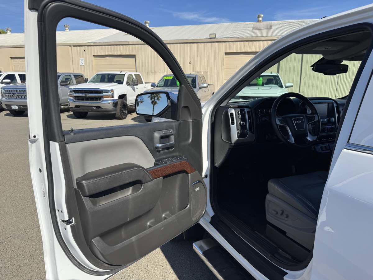 Used 2017 GMC Sierra 1500 SLT image 23